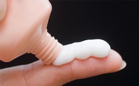 L'uso di gel e creme è uno dei modi per ingrandire il glande